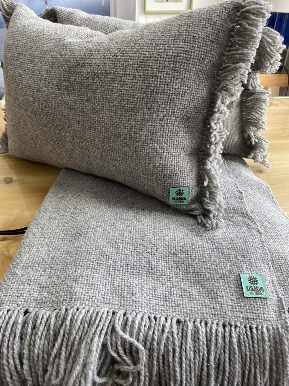 Conjunto Piecera y cojines cama king