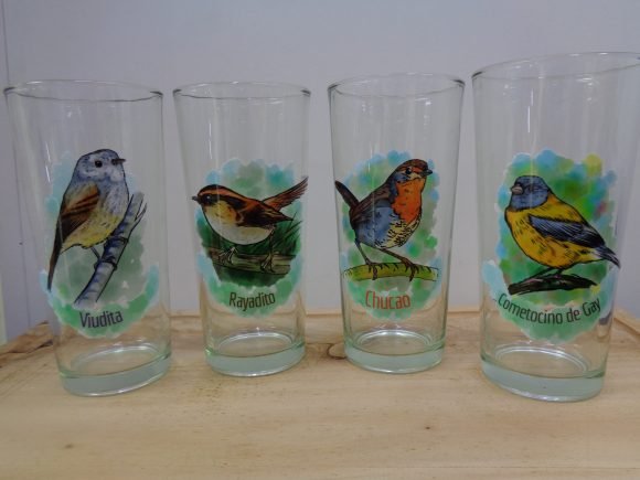 Juego de 4 Vasos Aves Paseriformes