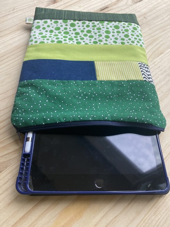 Estuche Tablet Verde - Imagen 4